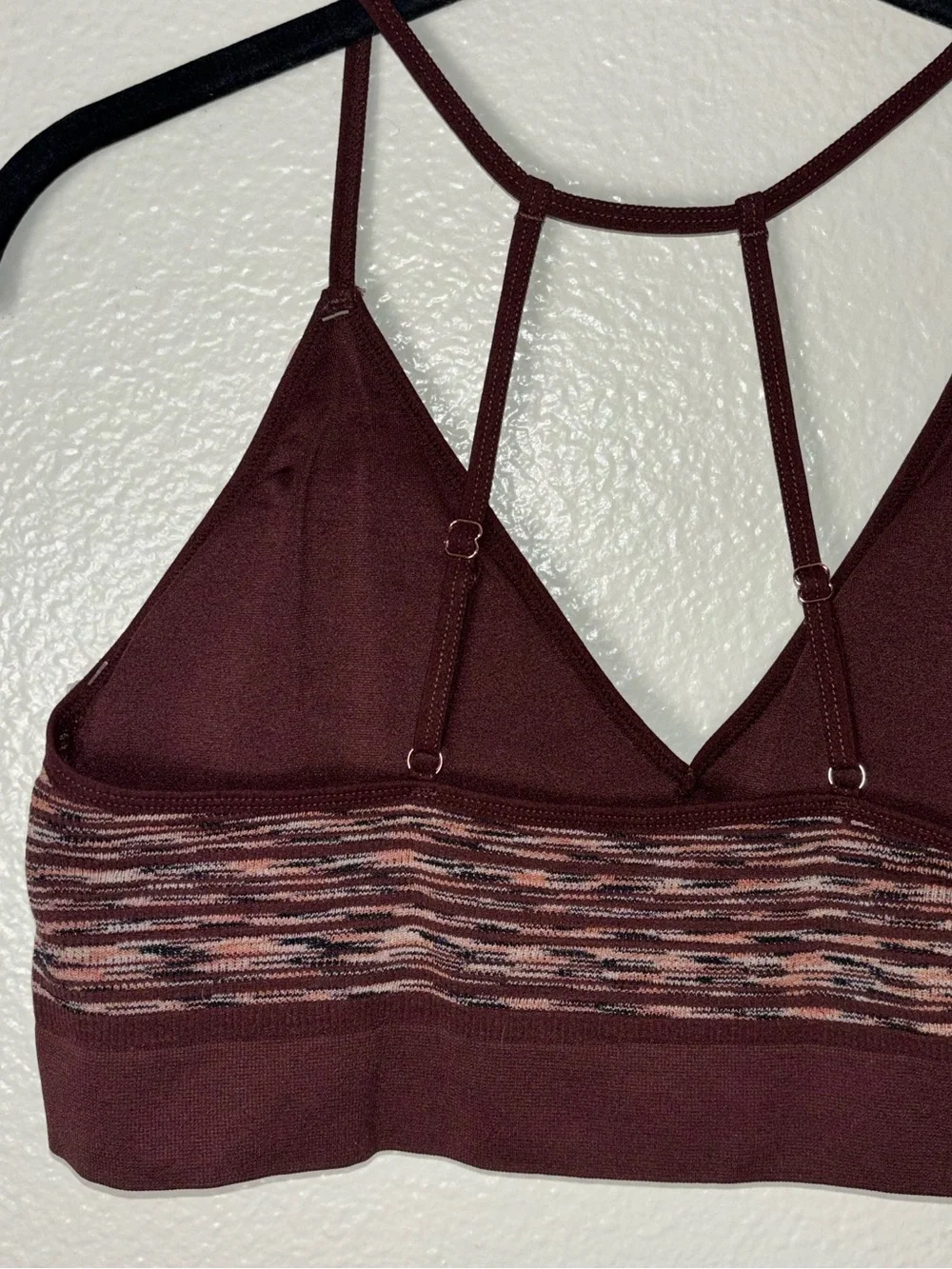 Danskin ribbed bralette woman's Large maroon/Burgundy removable cup/wire-free